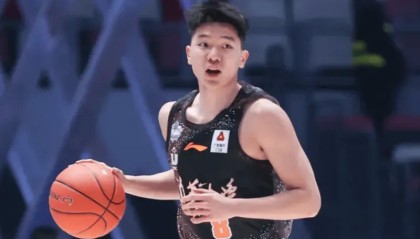 九游-隰泰诚&amp;amp;石奎两位大学生球员入选男篮短训营名单，均来自清华