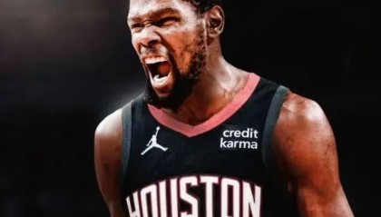 续签3年3900万！放弃1年4479万！火箭双喜临门，KD交易成头等大事