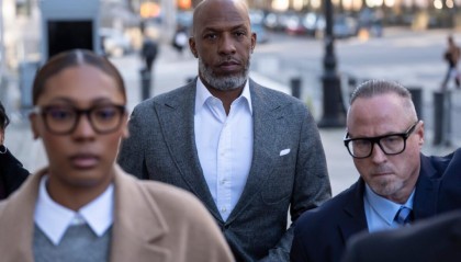 比卢普斯卖掉波特兰房产！队记：即便洗清罪名他也不指望重返帅位